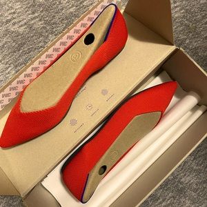 BRAND NEW Rothy’s 8.5 Flame pointed toe flats  NWT